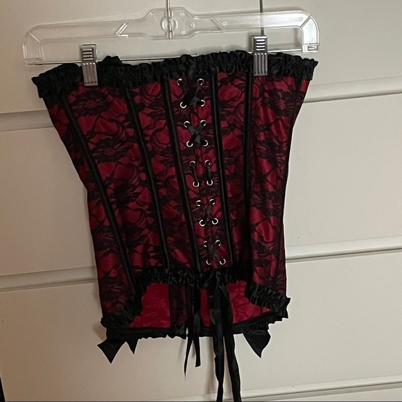 Red Lace-Up Corset Lingerie Set - Picture 2 of 3